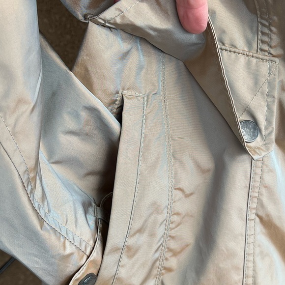 Shimmery gold trench coat/ Rain coat - Picture 10 of 10